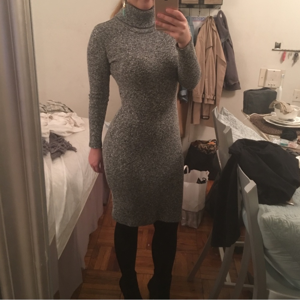 Sweater Dress. Knit, turtle neck, midi. Size Small. Grey & White